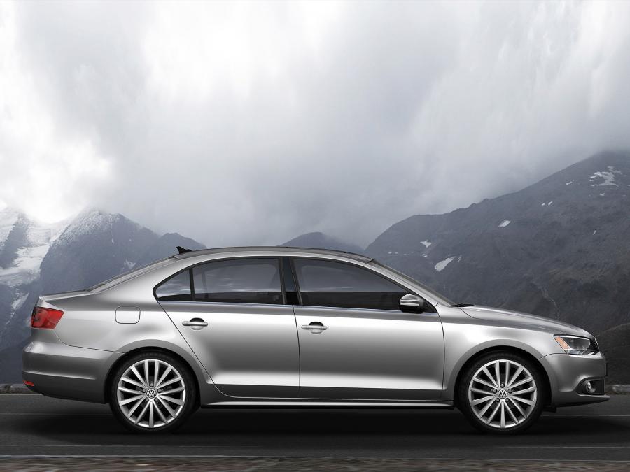  Volkswagen Jetta 2010 года  (US) (фото 6 из 52)